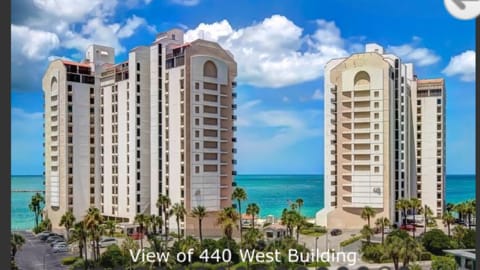 440 S Gulfview Blvd rental pool deck and Clearwater Beach monthly rentals